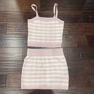 Aqua Women’s sleeveless set knit tank and skirt set - top is an XS. Skirt = S